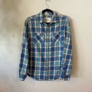 American eagle plaid style button up shirt